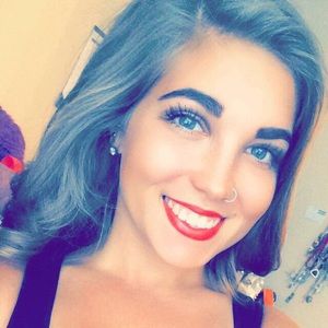 Meet your Posher, Jenna